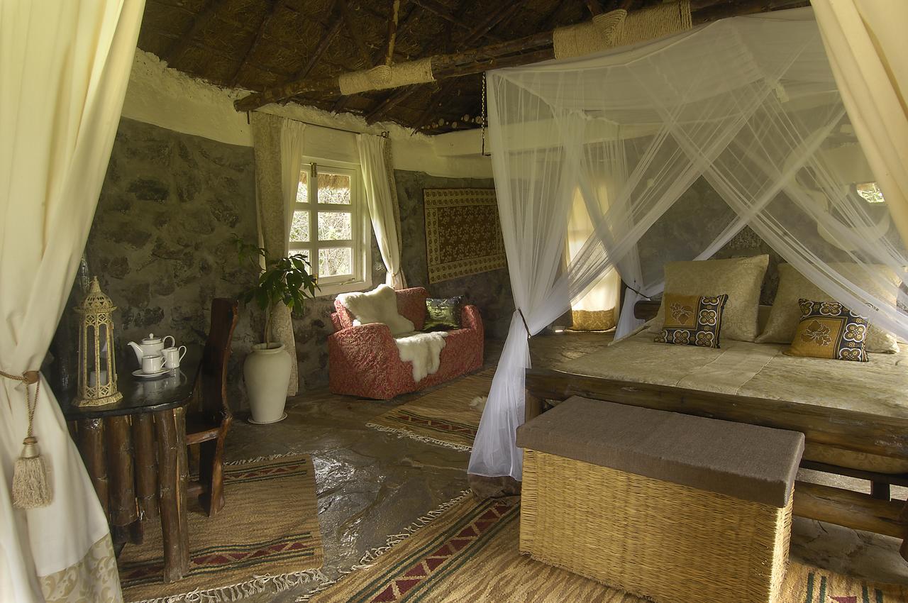 Mbweha Camp Lake Nakuru Elmenteita Exterior foto